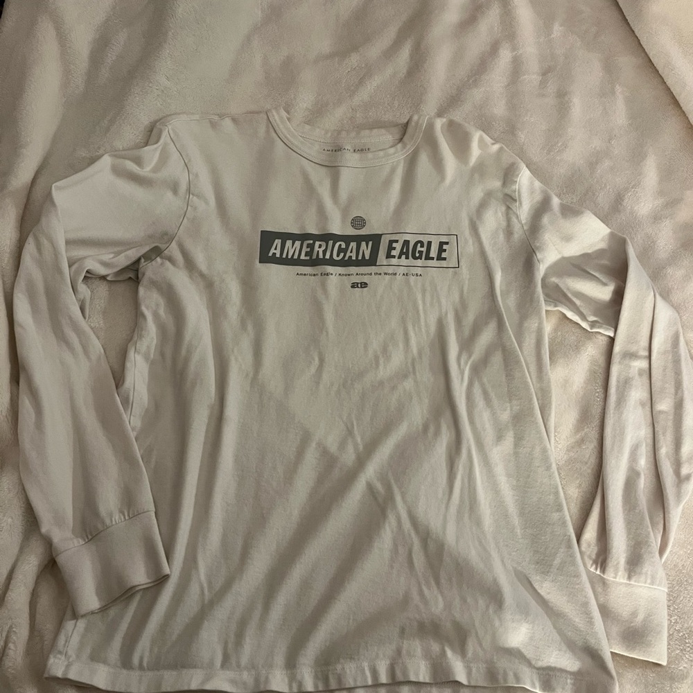 American Eagle White Long Sleeve Shirt